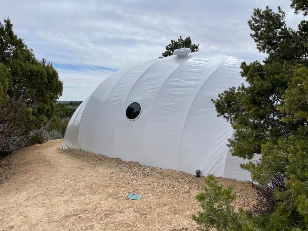 Canyon Rim Domes - A Luxury Glamping Experience!! Monticello Exterior foto