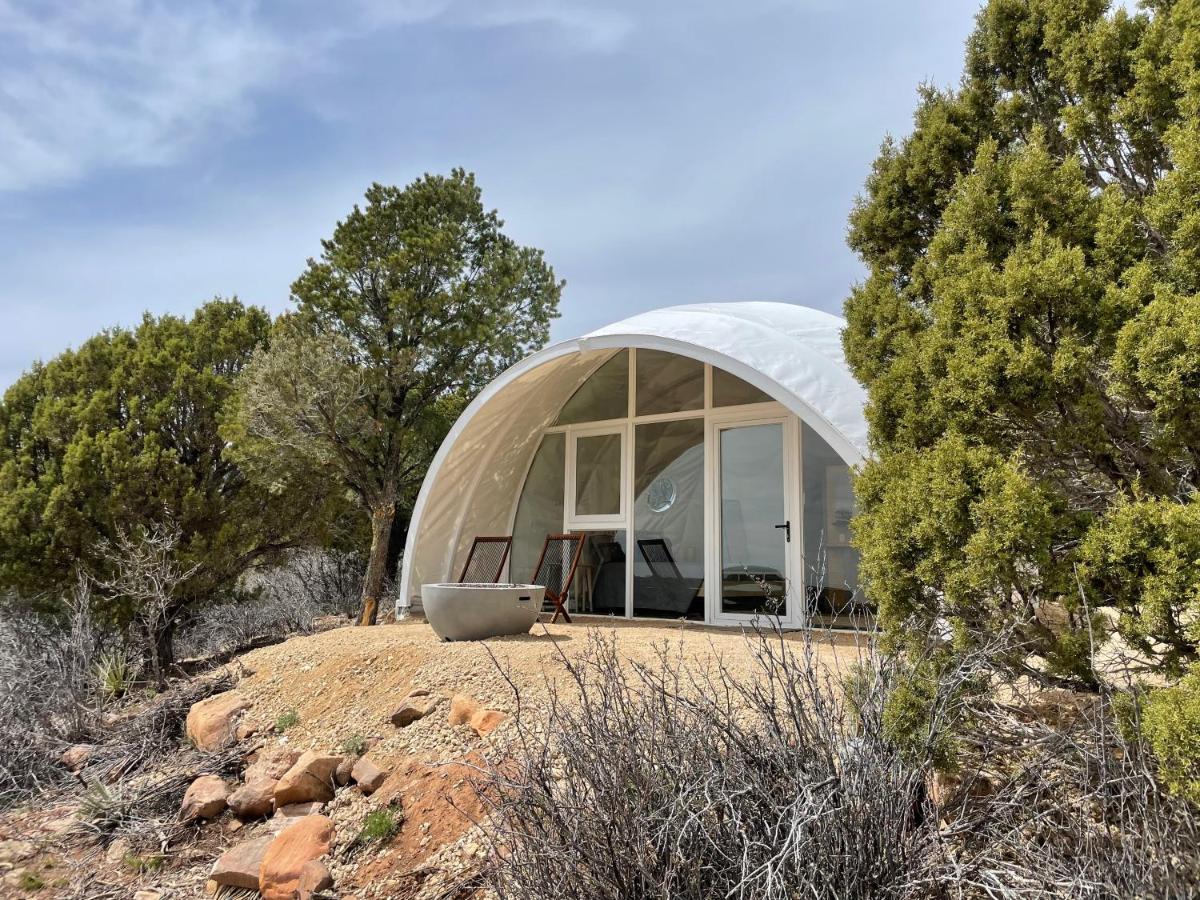 Canyon Rim Domes - A Luxury Glamping Experience!! Monticello Exterior foto